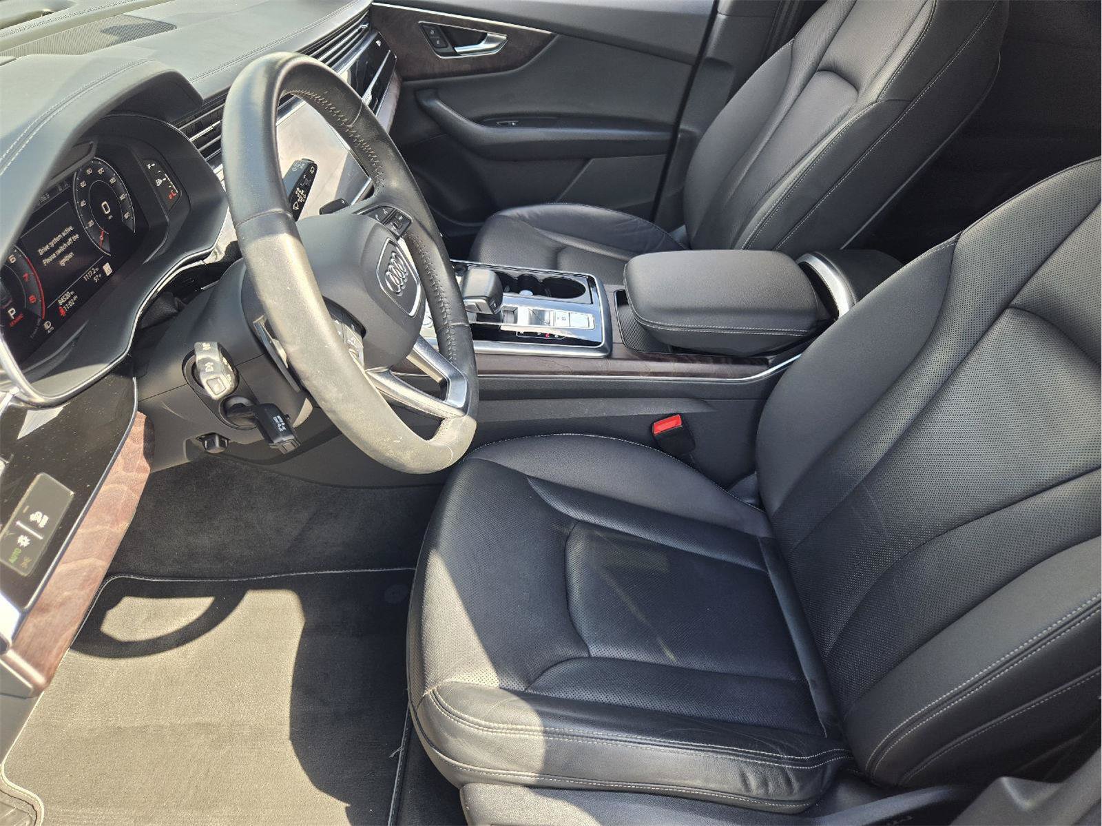 Used 2019 Audi Q8 Prestige AWD/4WD image 12