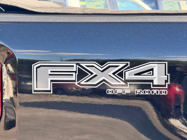 Certified 2024 Ford F250 XLT w/ Black Appearance Package AWD/4WD image 15