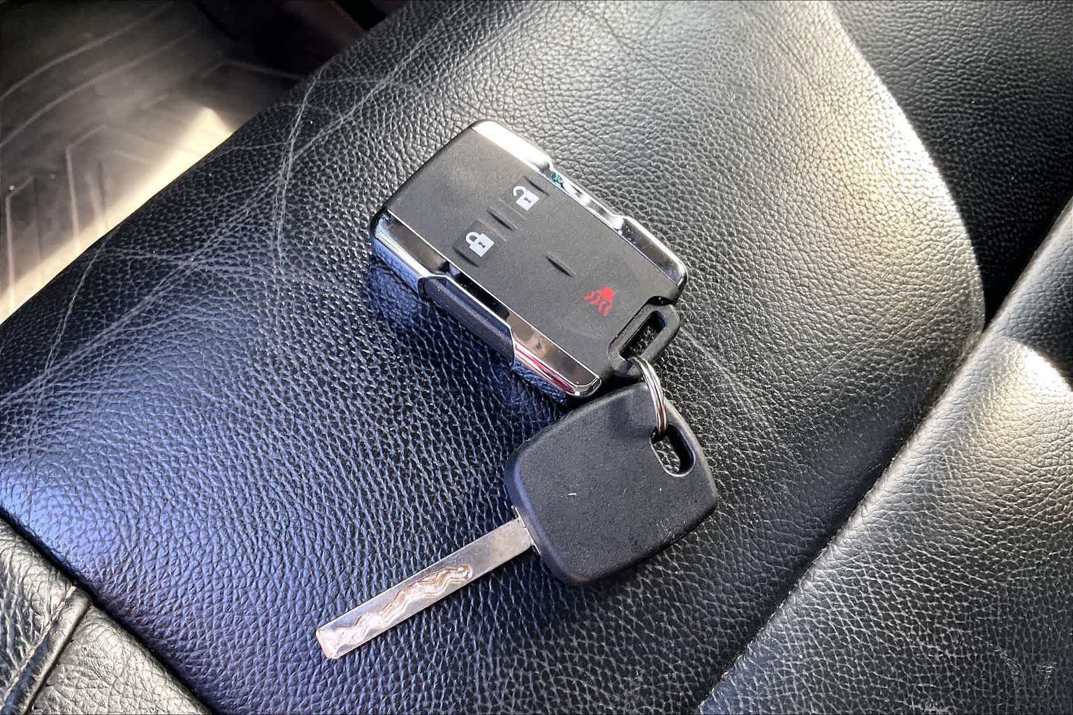 Used 2018 GMC Sierra 1500 SLT w/ SLT Premium Package AWD/4WD image 19