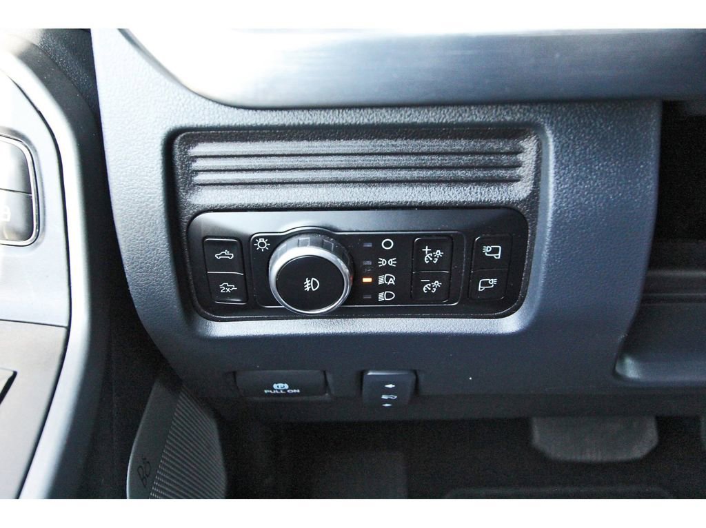 Certified 2025 Ford F350 Lariat AWD/4WD image 20