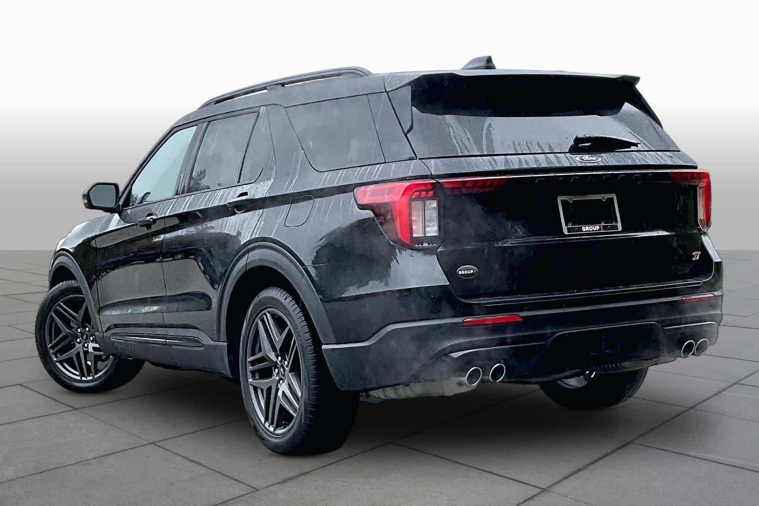 Certified 2025 Ford Explorer ST w/ Sun And Sound Package AWD/4WD image 12