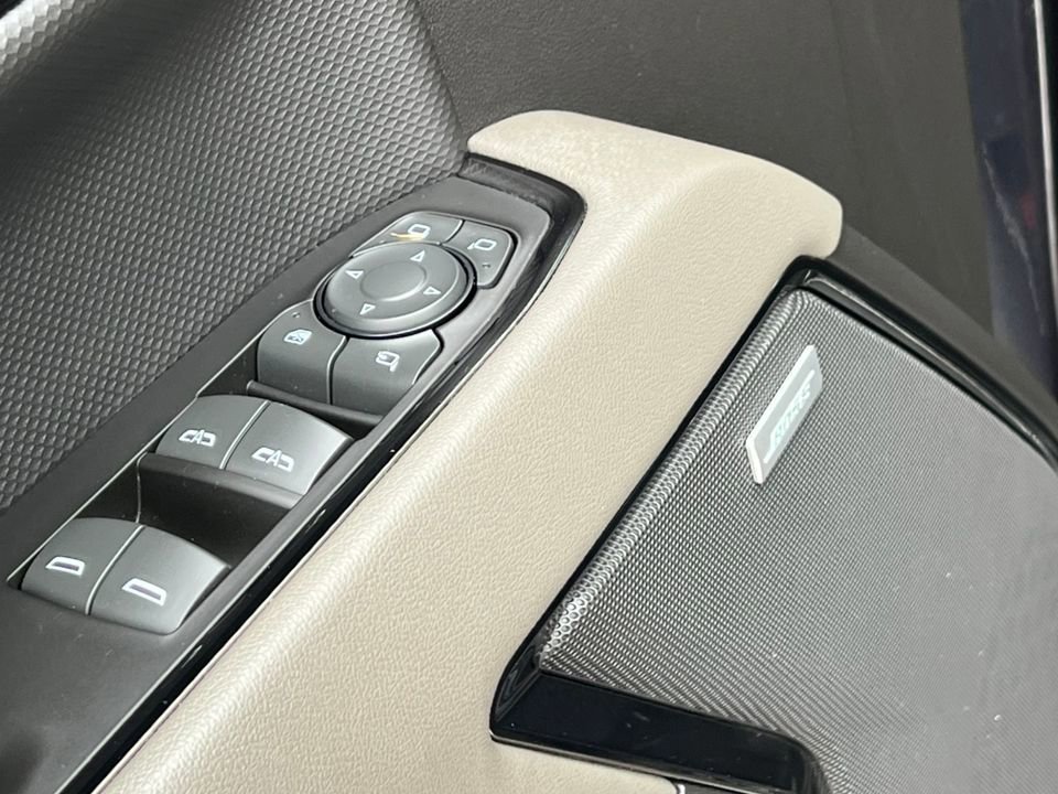 Used 2024 Chevrolet Silverado 1500 ZR2 image 19