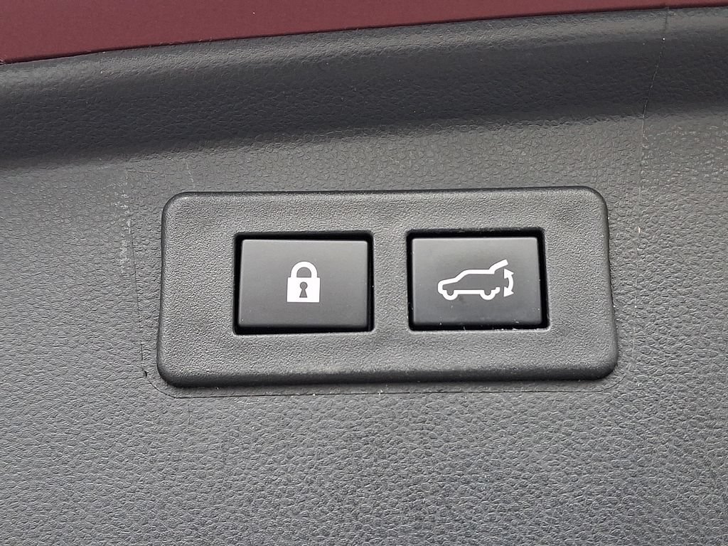 Used 2023 Subaru Outback Touring AWD/4WD image 28