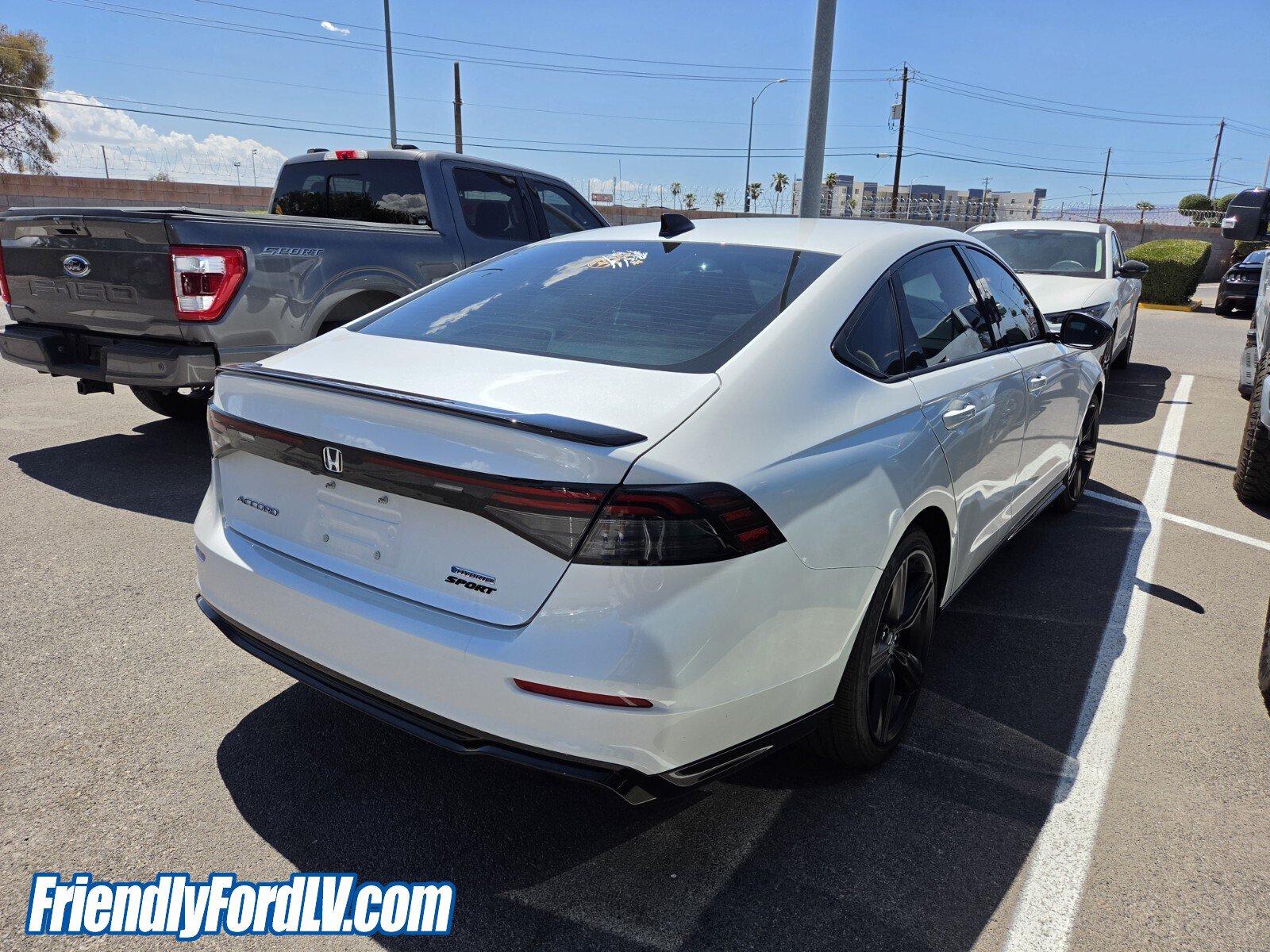 Used 2025 Honda Accord Sport image 2