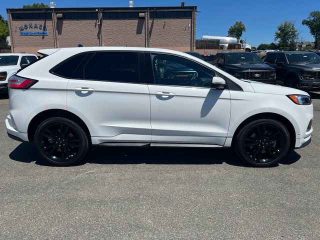 Certified 2024 Ford Edge ST w/ Equipment Group 401A AWD/4WD image 8