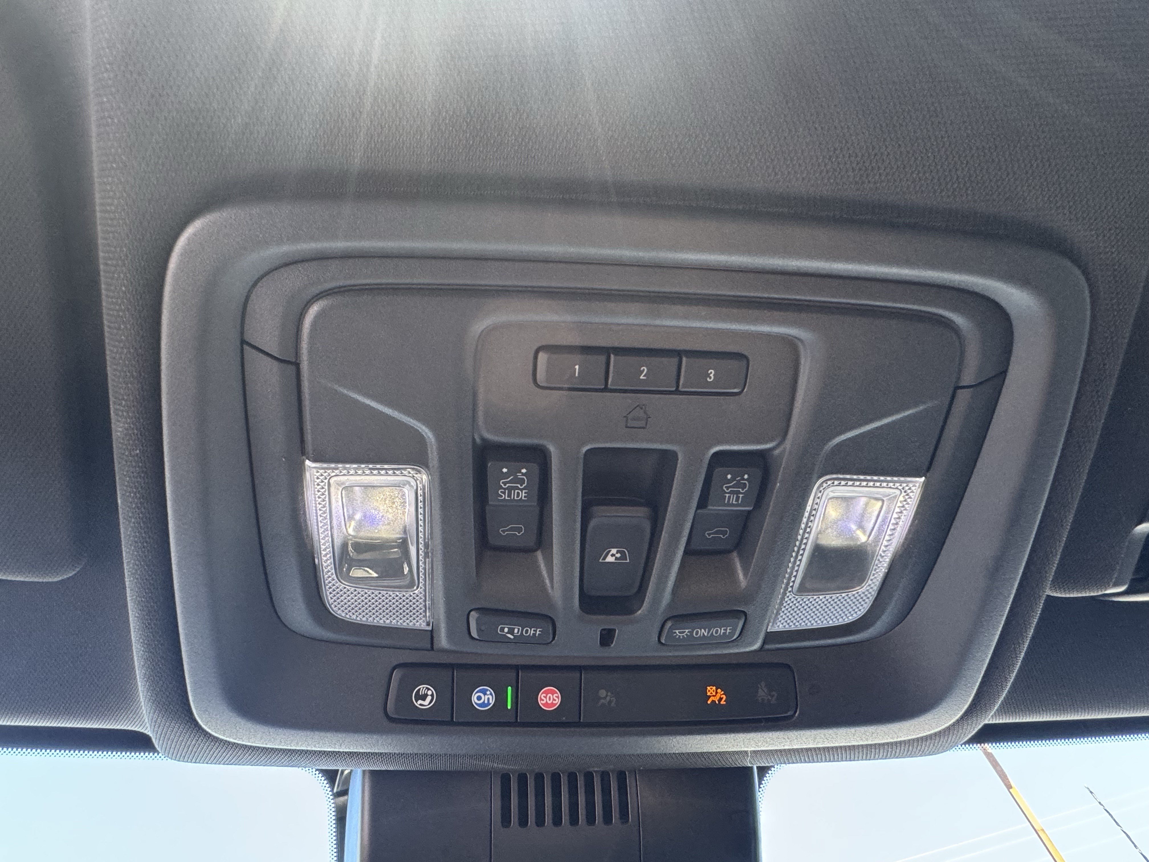 Used 2023 GMC Sierra 1500 AT4 w/ AT4 Premium Package AWD/4WD image 29