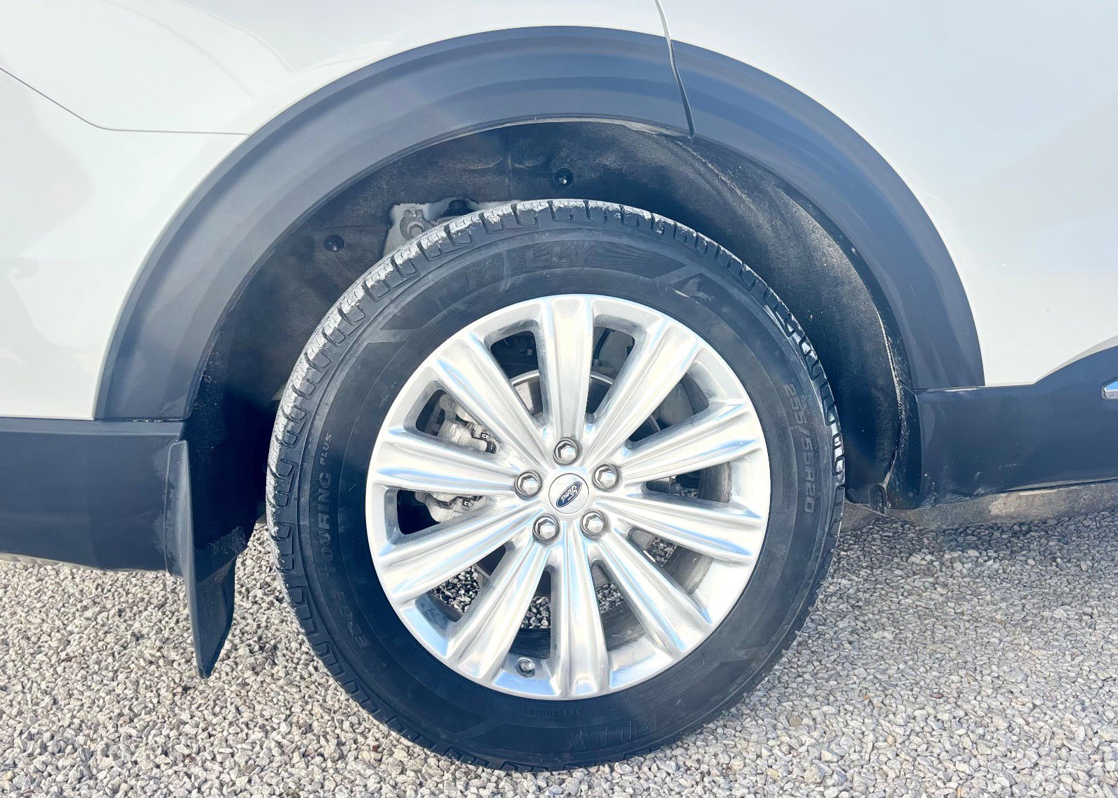 Certified 2020 Ford Explorer Limited image 18