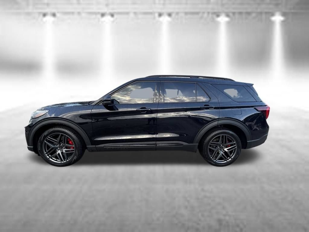 Certified 2025 Ford Explorer ST AWD/4WD image 8