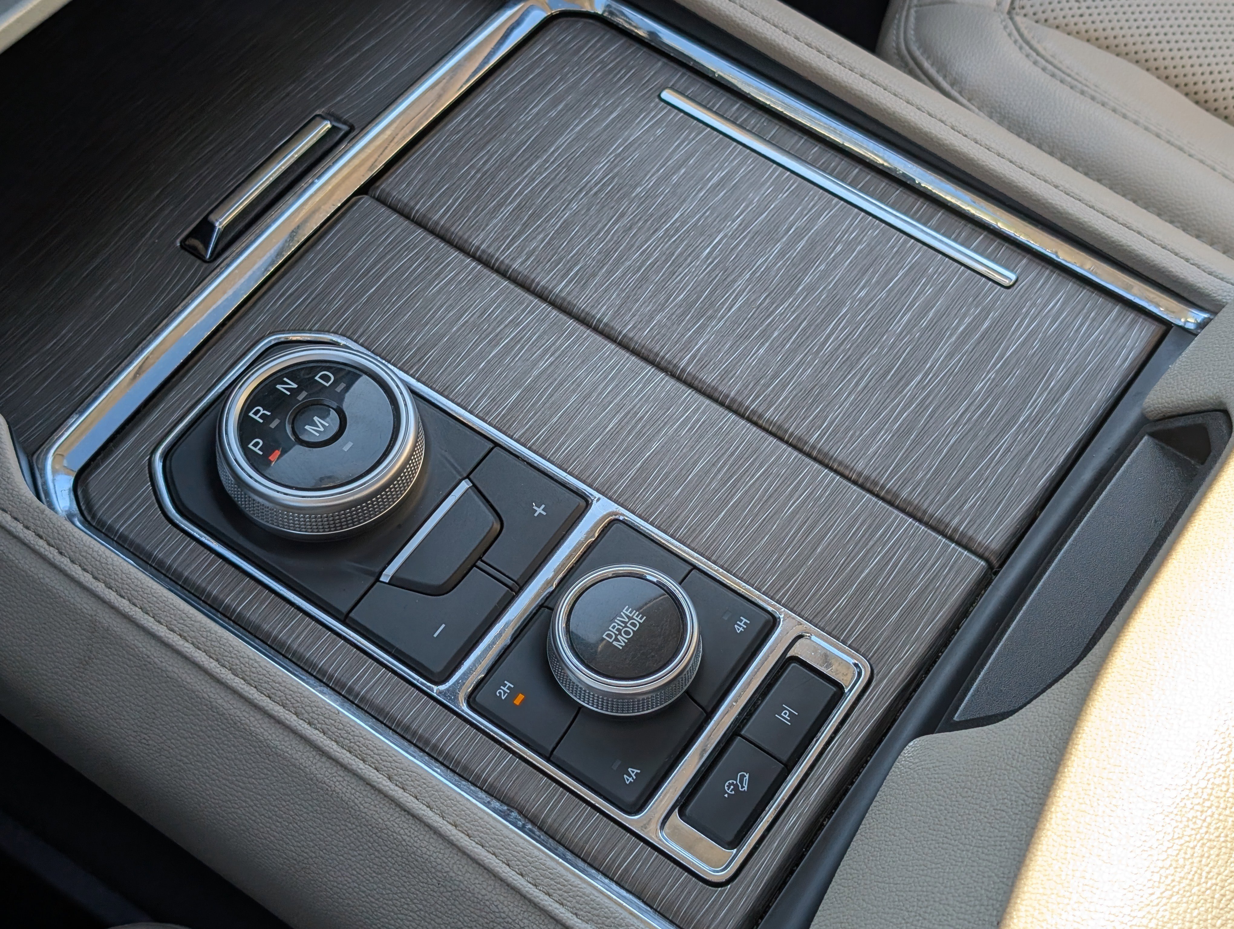 Certified 2022 Ford Expedition Max Limited image 31