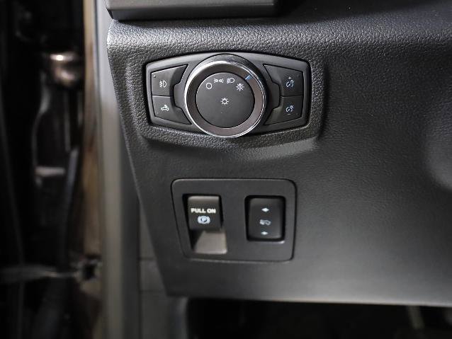 Certified 2019 Ford F150 XLT w/ Equipment Group 302A Luxury image 20