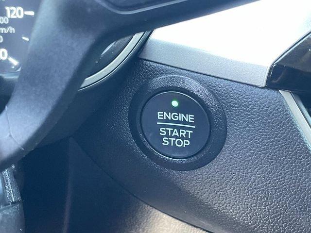 Certified 2022 Ford Escape SEL AWD/4WD image 17
