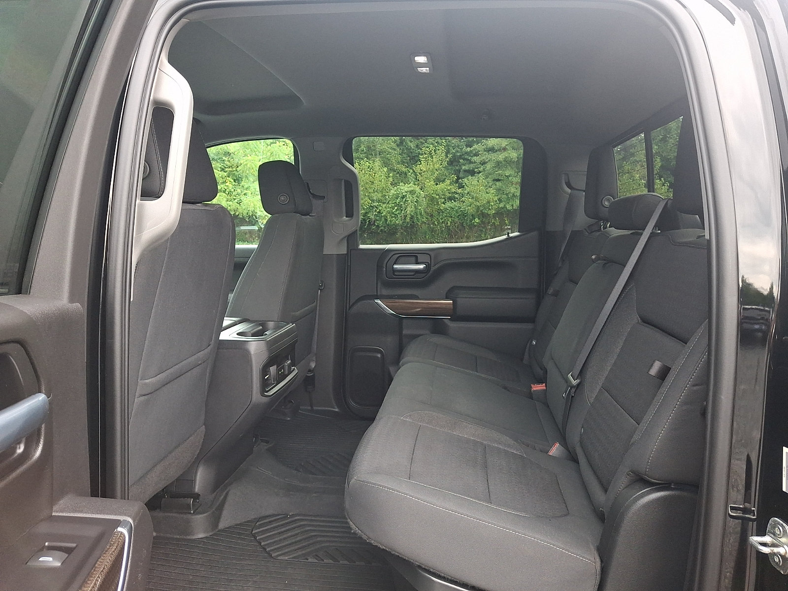 Used 2021 Chevrolet Silverado 1500 LT Trail Boss w/ Convenience Package II AWD/4WD image 11