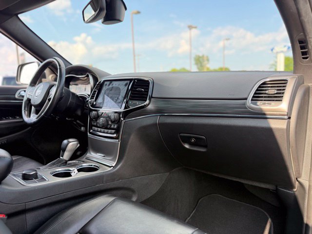 Used 2020 Jeep Grand Cherokee Limited w/ Trailer Tow Group IV AWD/4WD image 17