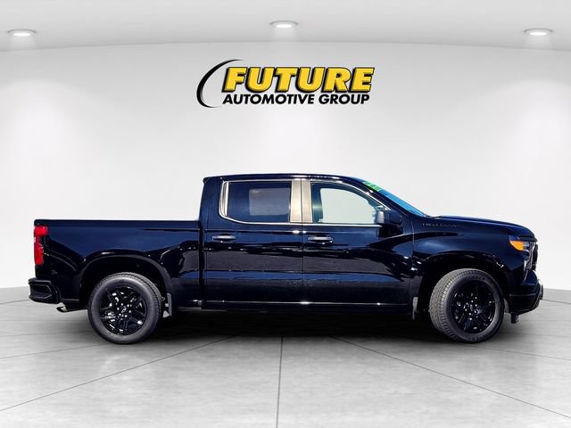Used 2024 Chevrolet Silverado 1500 Custom w/ LPO, Dark Essentials Package RWD image 3