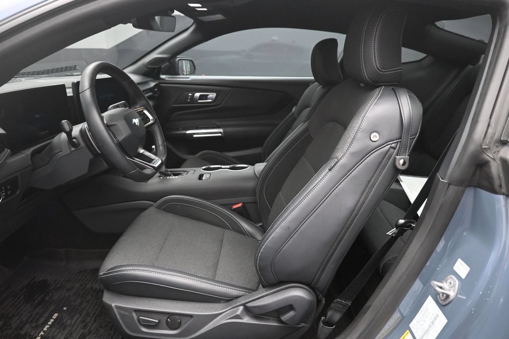 Certified 2025 Ford Mustang GT RWD image 28