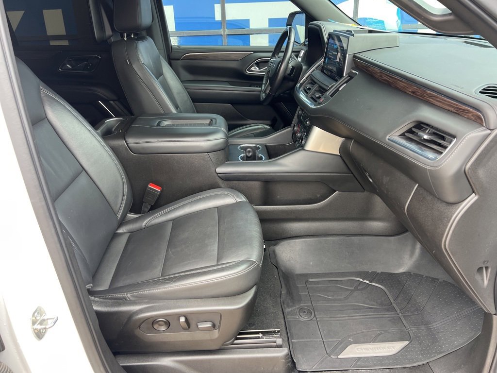 Used 2021 Chevrolet Tahoe Z71 w/ Z71 Off-Road Package image 12