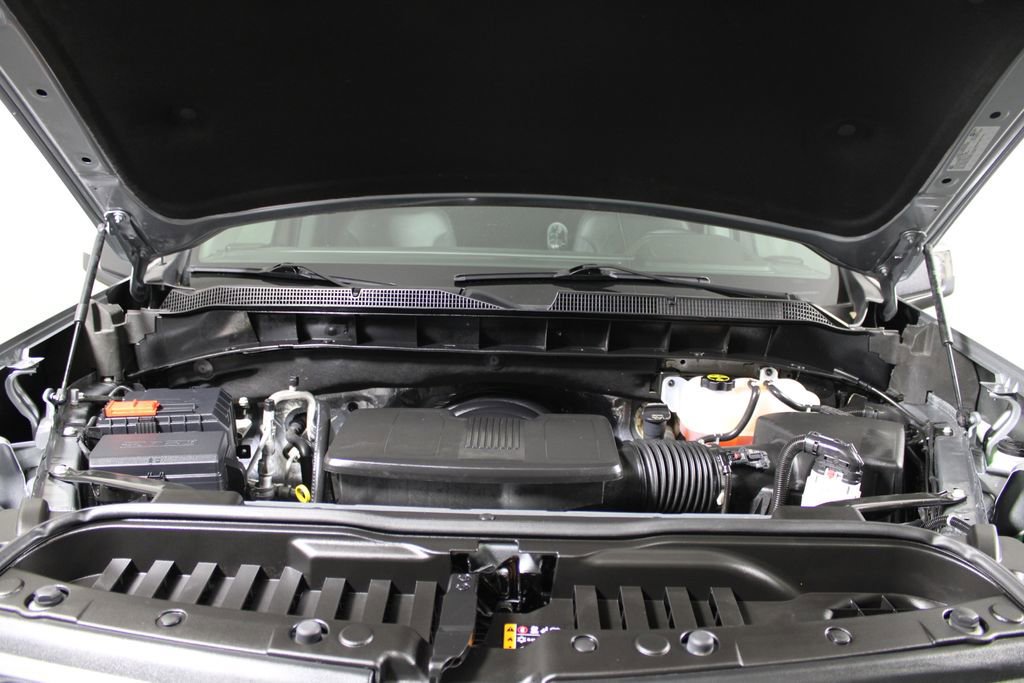 Used 2025 Chevrolet Silverado 1500 LTZ image 7