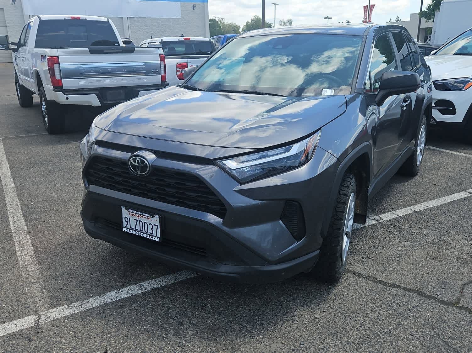 Used 2024 Toyota RAV4 LE AWD/4WD image 1