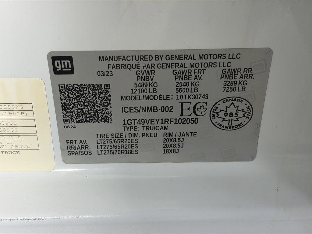 Used 2024 GMC Sierra 3500 AT4 w/ Technology Package image 9