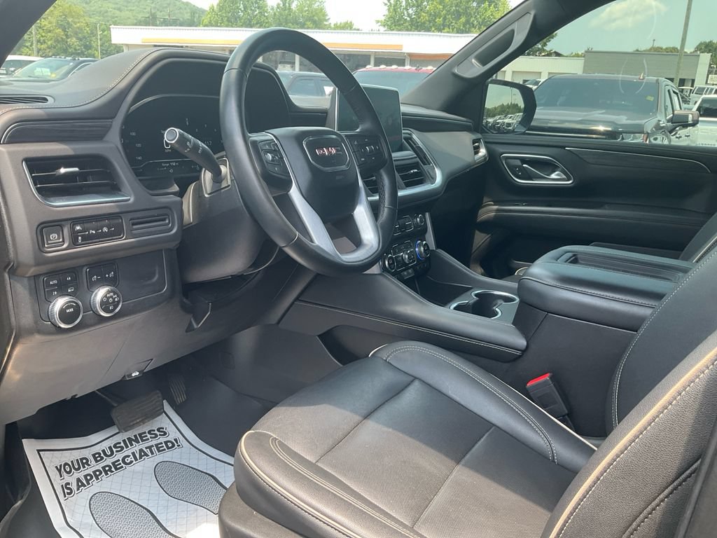 Used 2023 GMC Yukon SLT AWD/4WD image 15