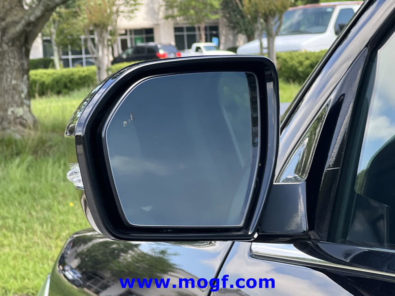Certified 2024 Ford Expedition Limited RWD image 32