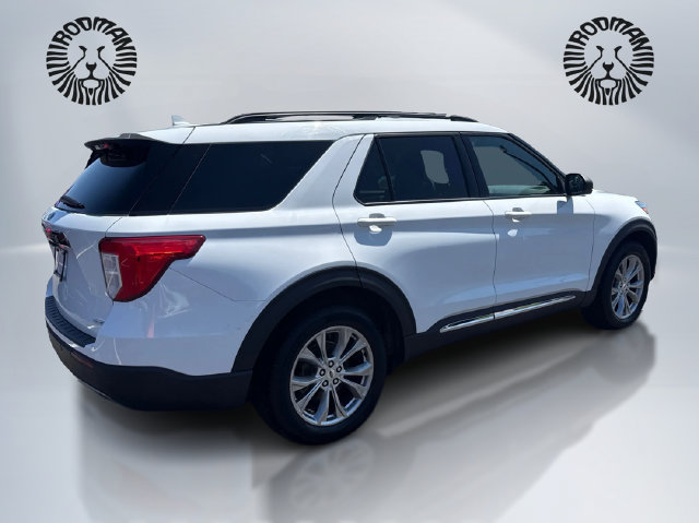Certified 2020 Ford Explorer XLT w/ Equipment Group 202A AWD/4WD image 6