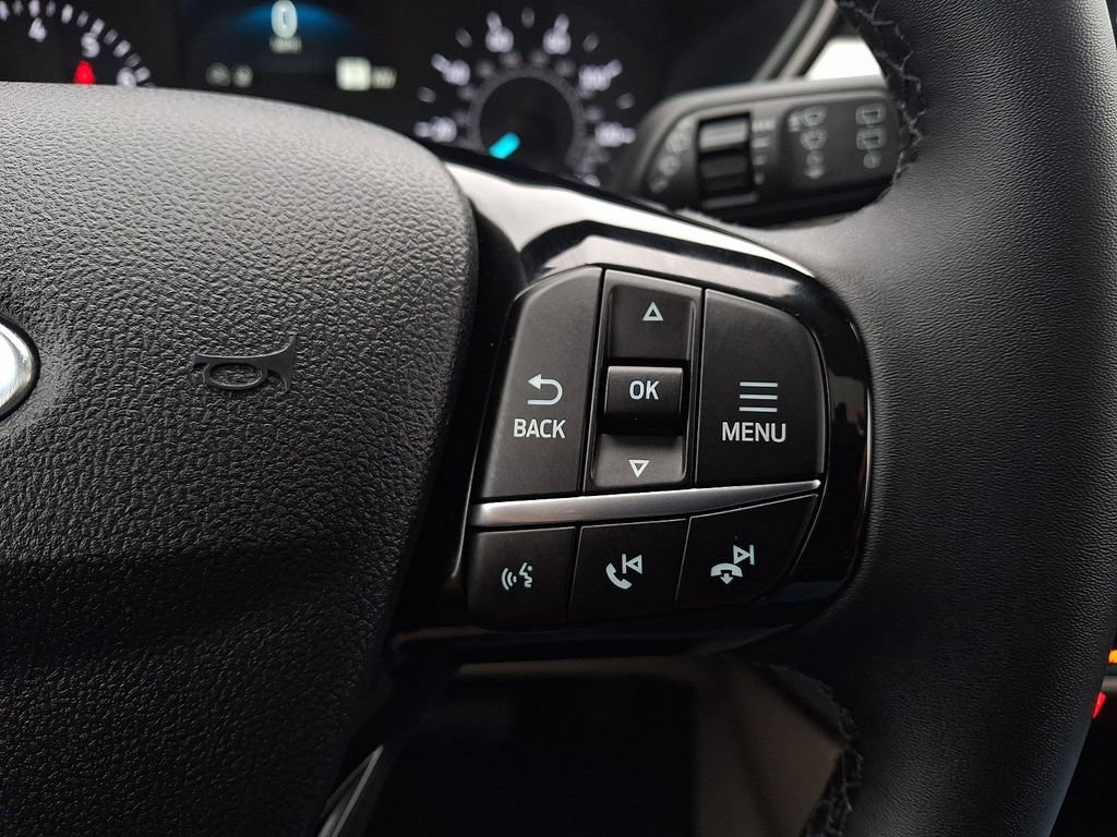 Certified 2022 Ford Escape SEL image 24