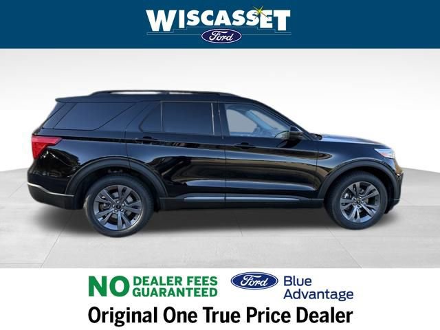 Certified 2022 Ford Explorer XLT w/ Equipment Group 202A image 6
