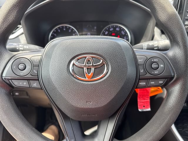 Used 2019 Toyota RAV4 LE AWD/4WD image 25