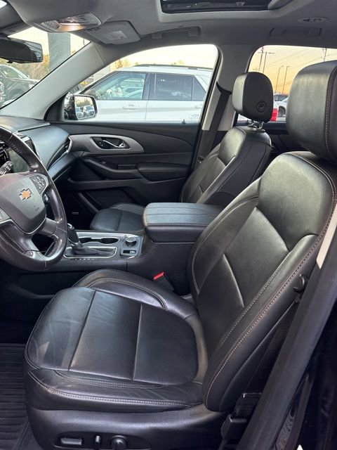Used 2019 Chevrolet Traverse LT w/ LT Premium Package image 5
