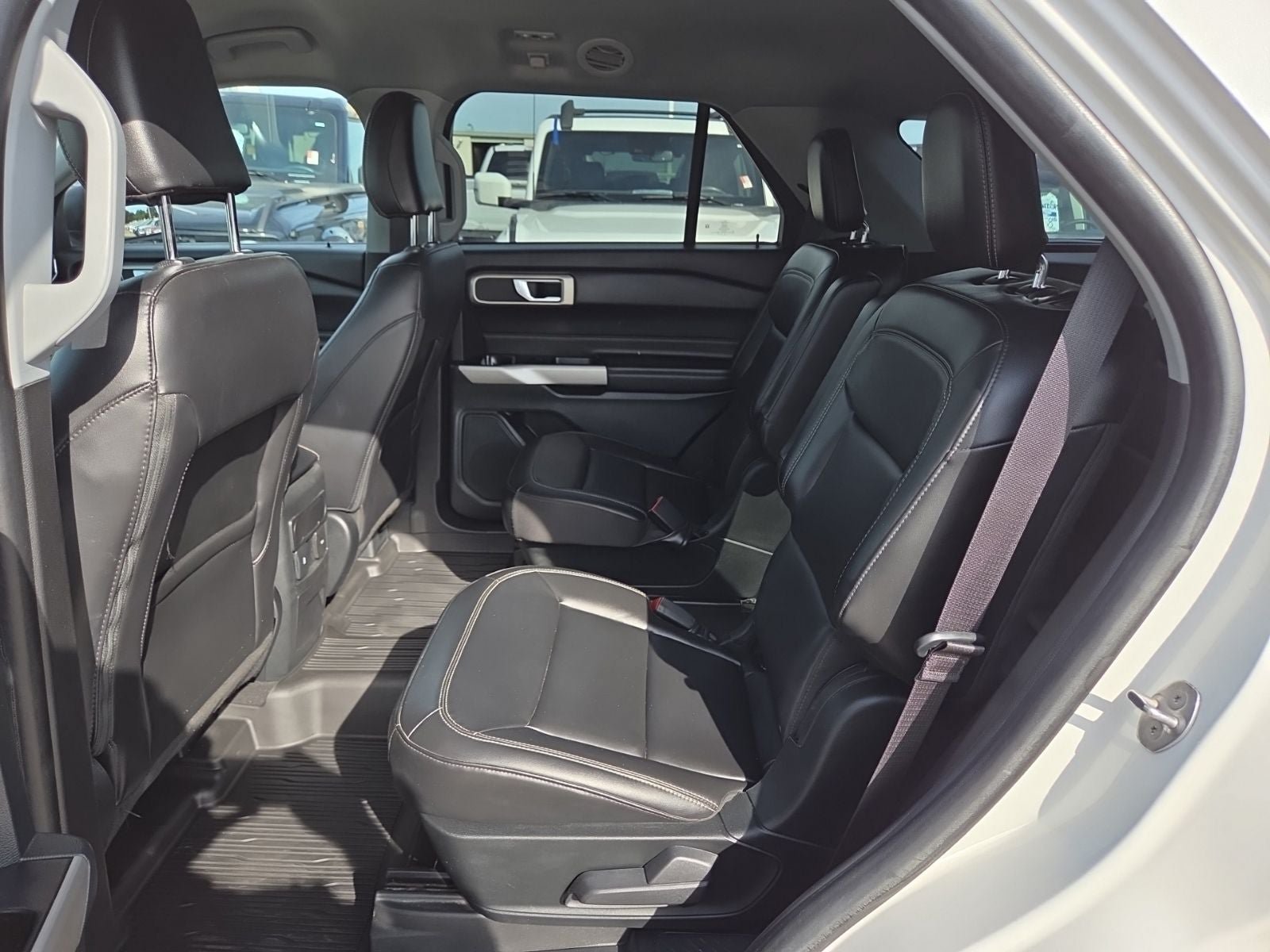Certified 2023 Ford Explorer XLT w/ Equipment Group 202A AWD/4WD image 45