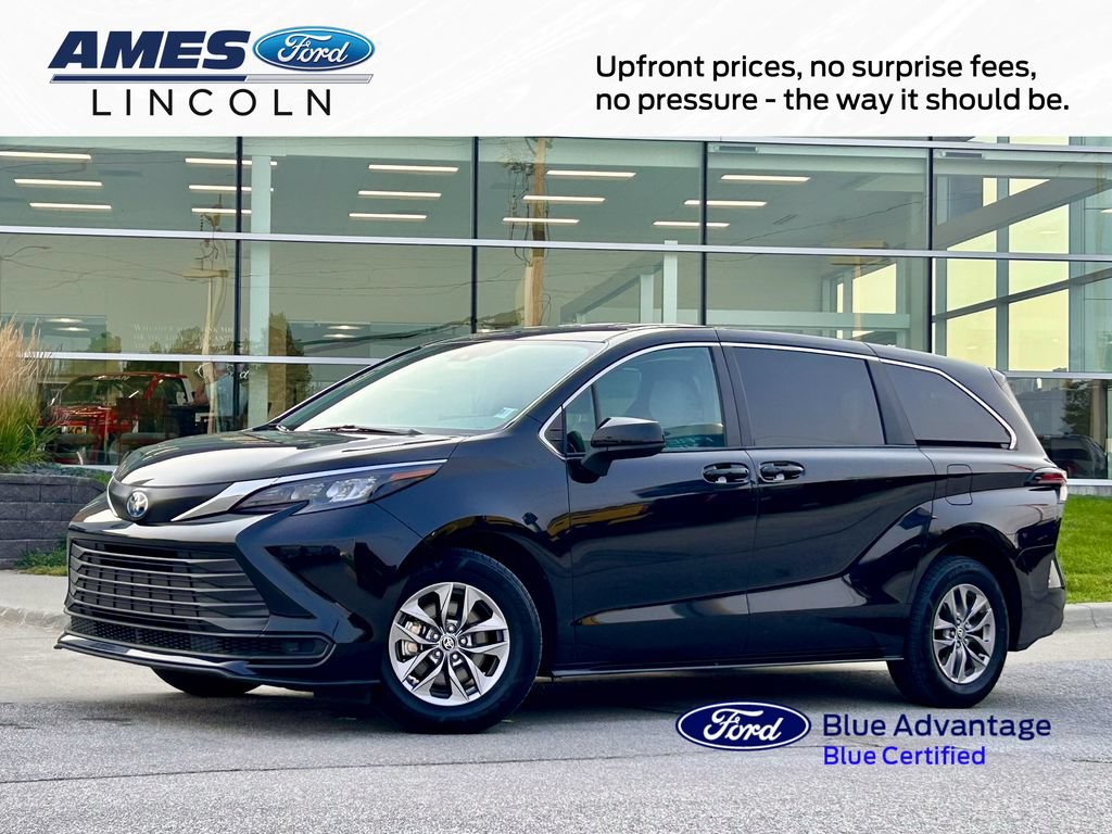 Used 2025 Toyota Sienna LE