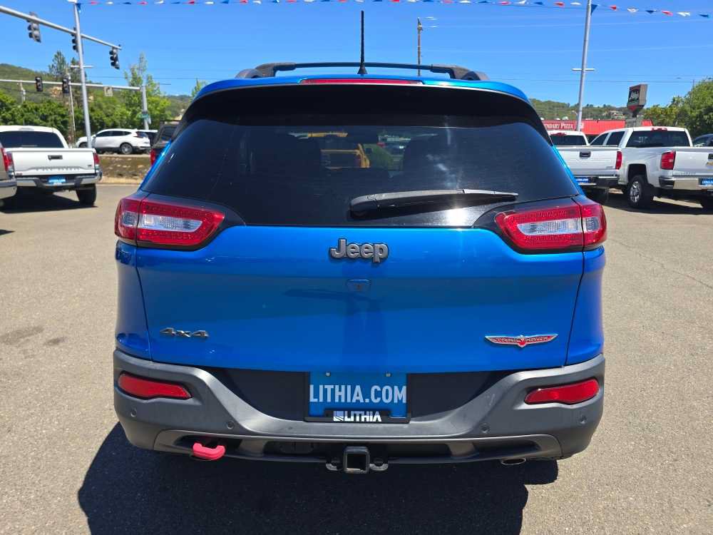 Used 2018 Jeep Cherokee Trailhawk w/ Trailer Tow Group AWD/4WD image 4