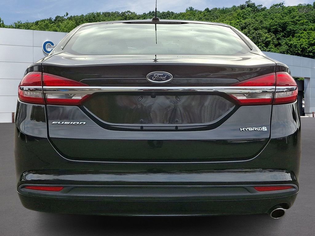 Certified 2018 Ford Fusion S image 3