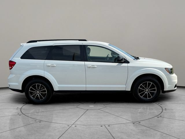 Used 2019 Dodge Journey SE w/ Connectivity Group FWD image 10