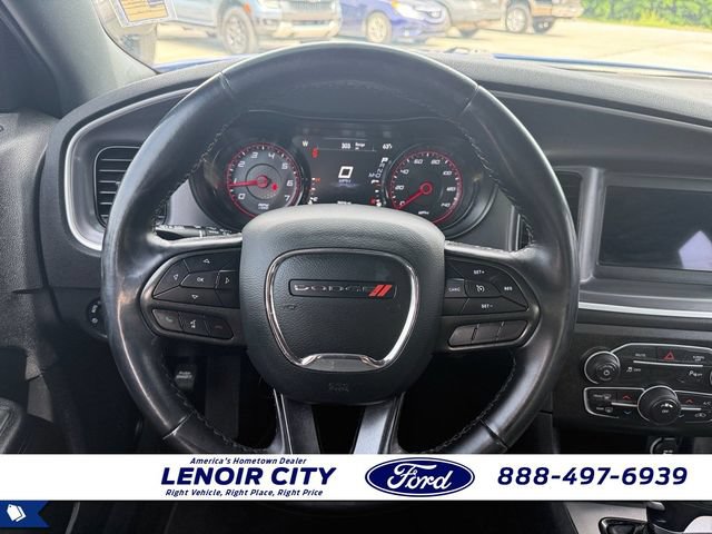 Used 2022 Dodge Charger SXT w/ Blacktop Package RWD image 16
