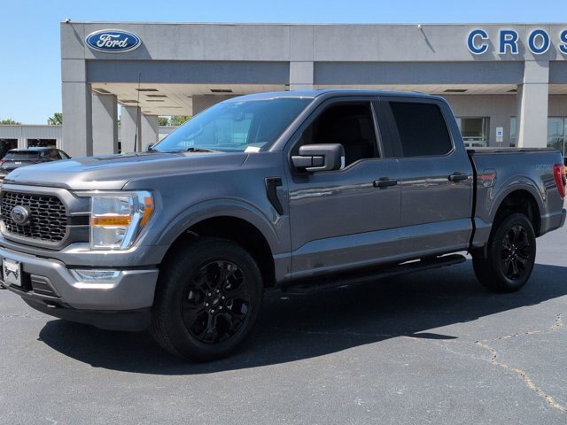 Certified 2022 Ford F150 XL w/ STX Black Appearance Package AWD/4WD image 8