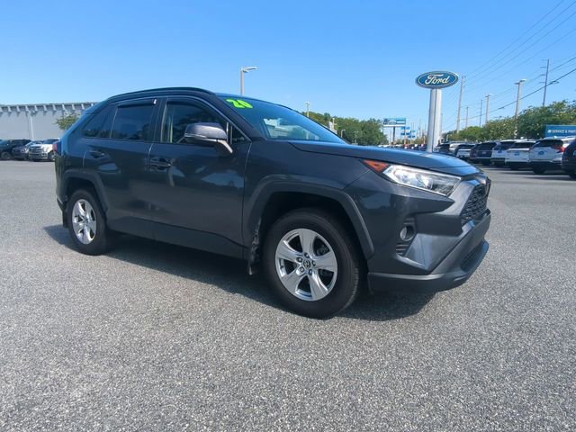 Used 2020 Toyota RAV4 XLE w/ XLE Grade Weather Package AWD/4WD image 2
