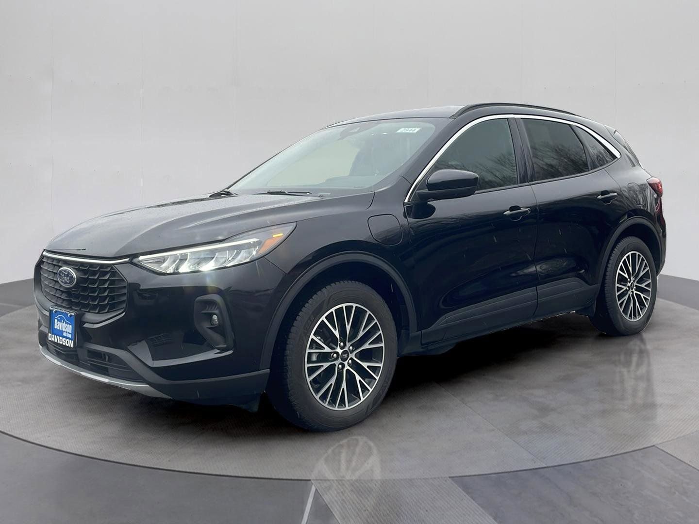 Certified 2023 Ford Escape SE FWD image 1