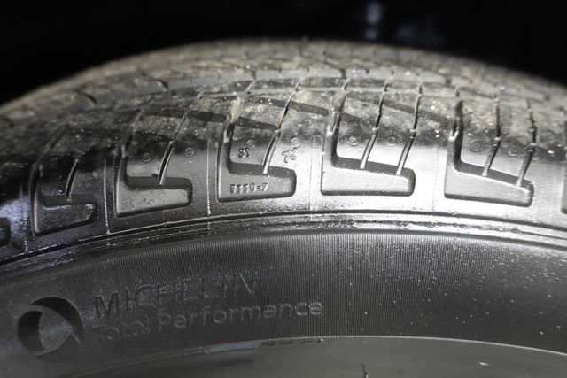 Certified 2025 Ford Escape ST-Line AWD/4WD image 10
