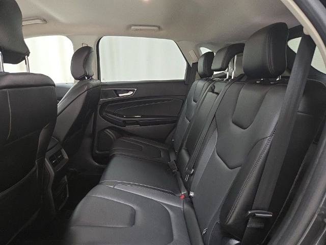 Certified 2018 Ford Edge Titanium w/ Class II Trailer Tow Package AWD/4WD image 14