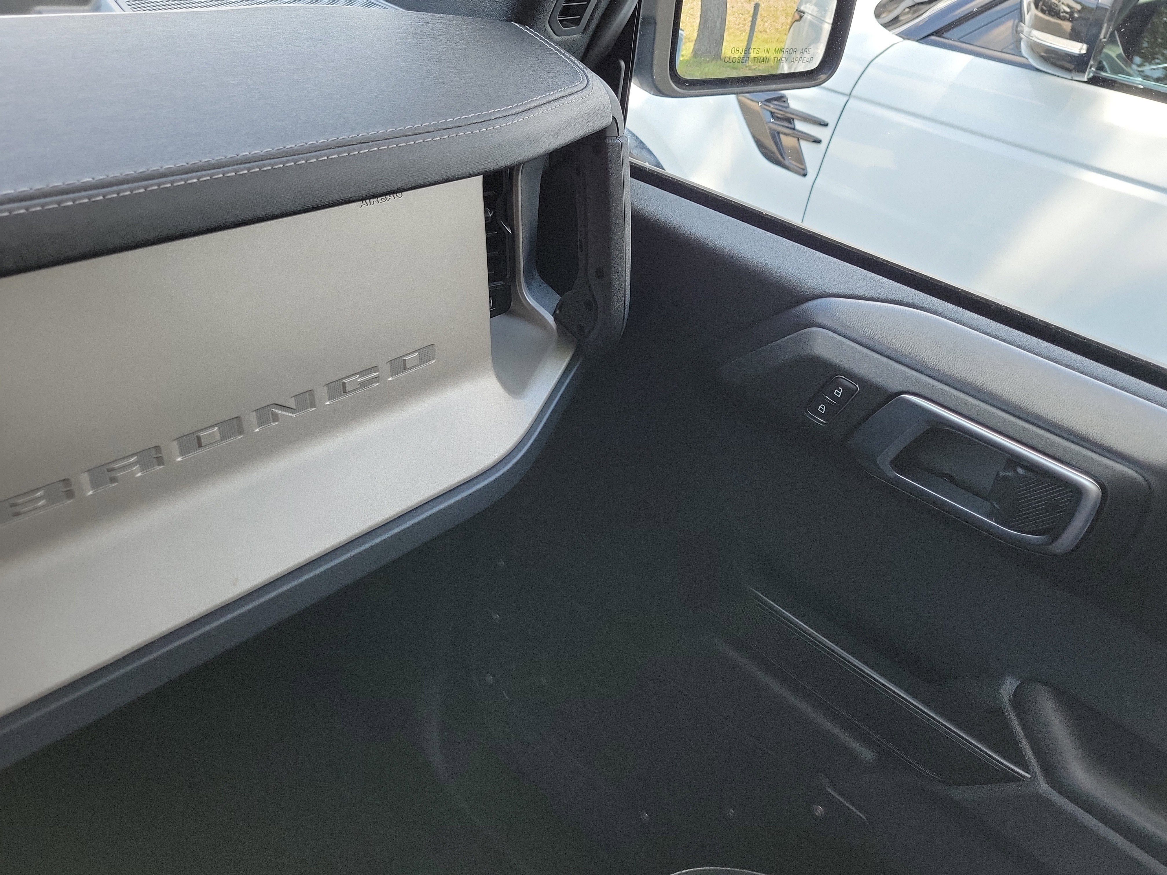 Certified 2025 Ford Bronco Outer Banks AWD/4WD image 28
