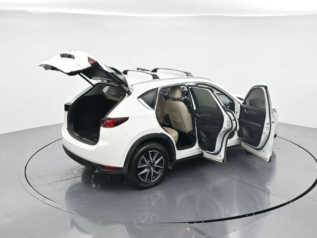 Used 2018 MAZDA CX-5 Touring w/ Preferred Equipment Package FWD image 46