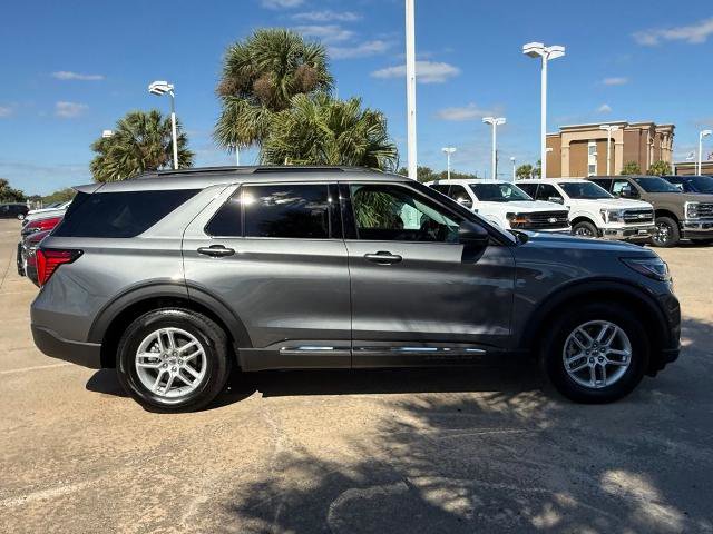Certified 2025 Ford Explorer Active image 6