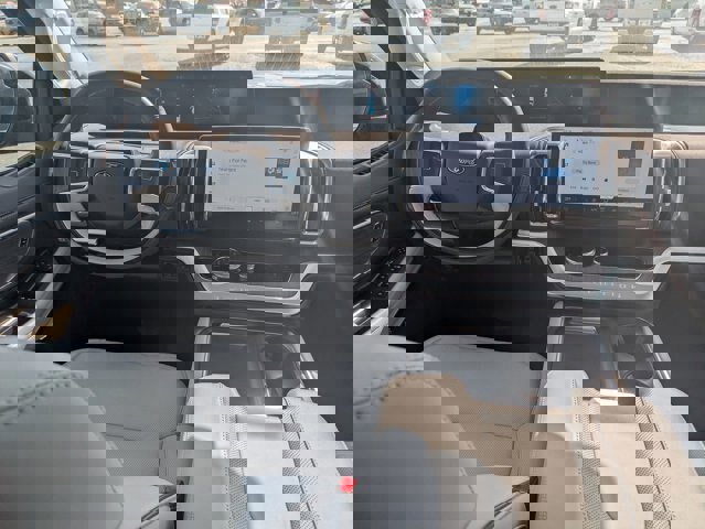 Certified 2025 Ford Expedition Platinum w/ Platinum Ultimate Package image 32