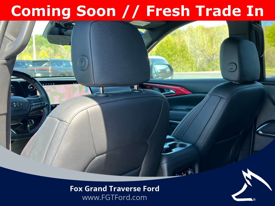 Used 2024 Chevrolet Traverse RS w/ LPO, Floor Liner Package AWD/4WD image 33