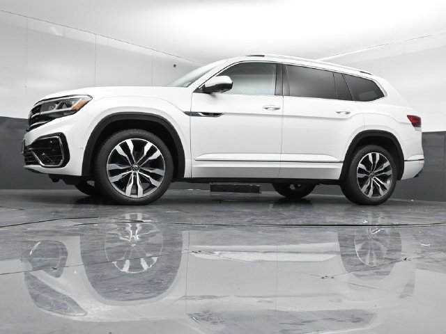 Used 2023 Volkswagen Atlas SEL Premium AWD/4WD image 40