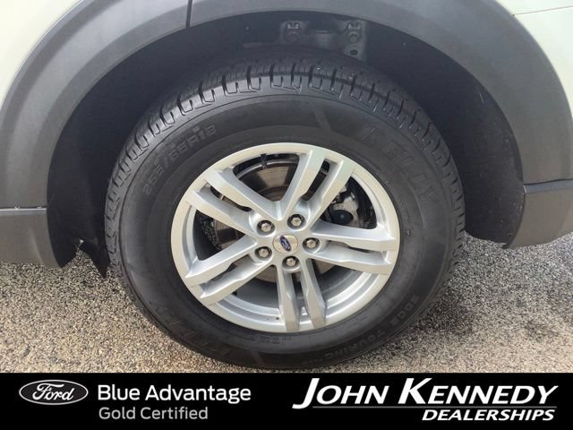 Certified 2023 Ford Explorer XLT w/ Equipment Group 202A AWD/4WD image 40