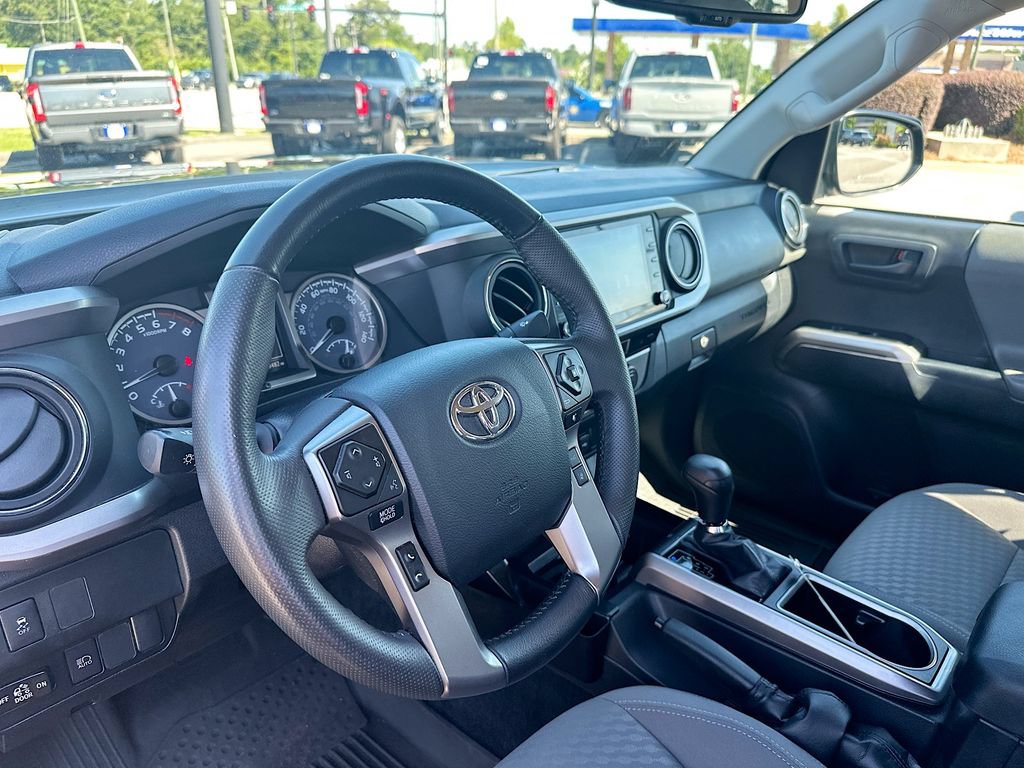 Used 2023 Toyota Tacoma SR5 w/ Technology Package AWD/4WD image 10
