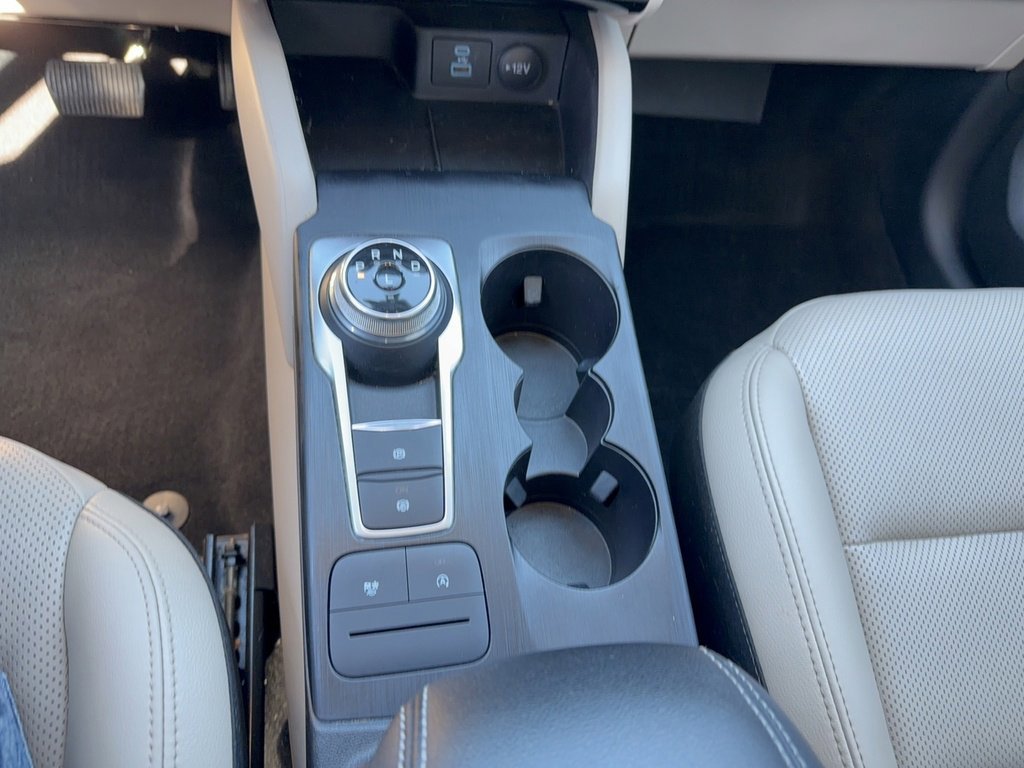 Certified 2022 Ford Escape SEL image 22